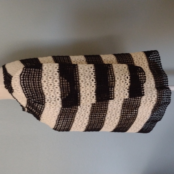 Talbots Top - Picture 3 of 9